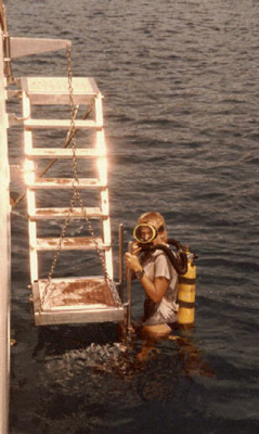 aquawoman_2nd OW dive_closed circuit system_1983